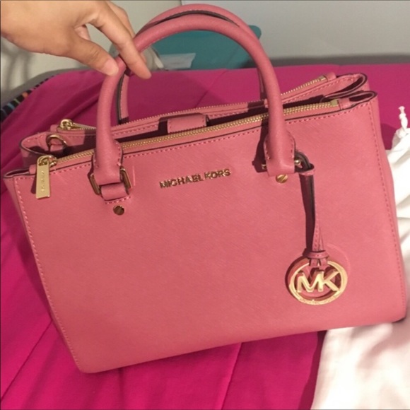 Pink MK - Picture 1 of 2